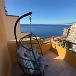 Con Terraza Y Vistas Al Mar *